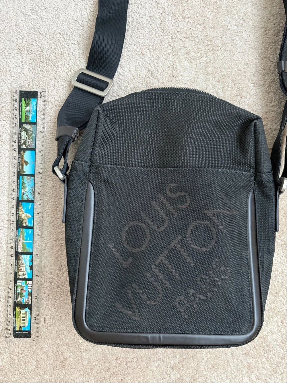Men’s Black Messenger Crossbody